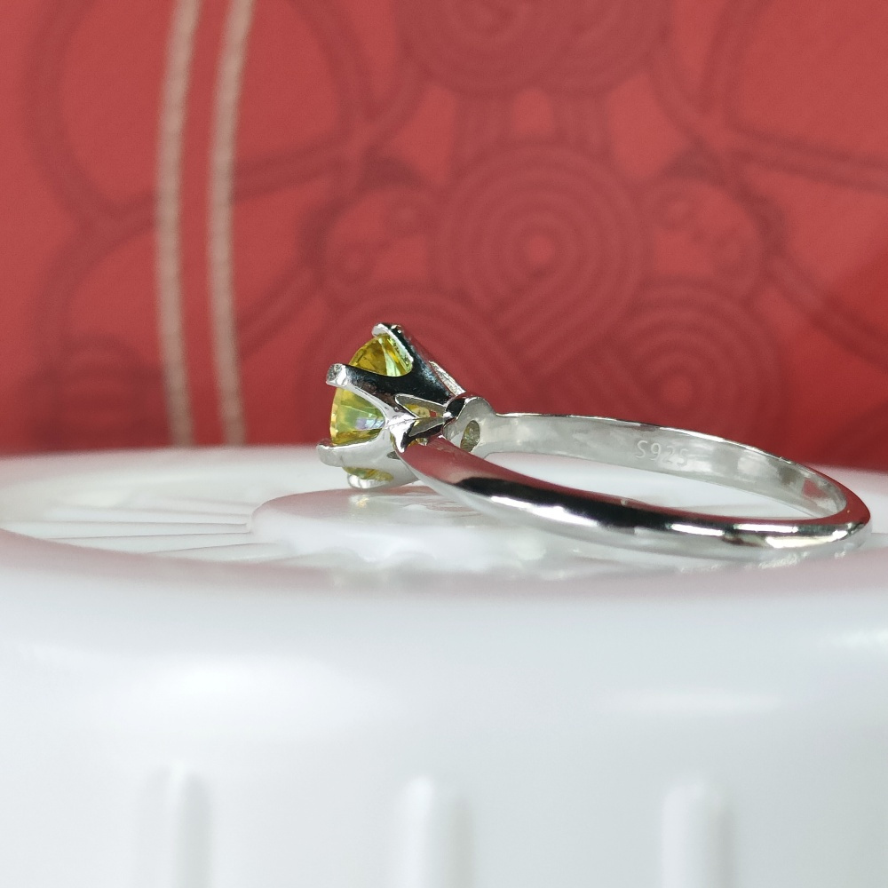 Women's Bloom Flower Moissanite Ring, 1 Carat Design